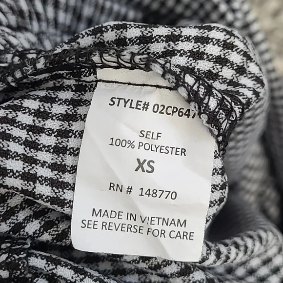 Sienna Sky High Waisted Mini Houndstooth/Gingham Patterned Pants - Picture 14 of 14